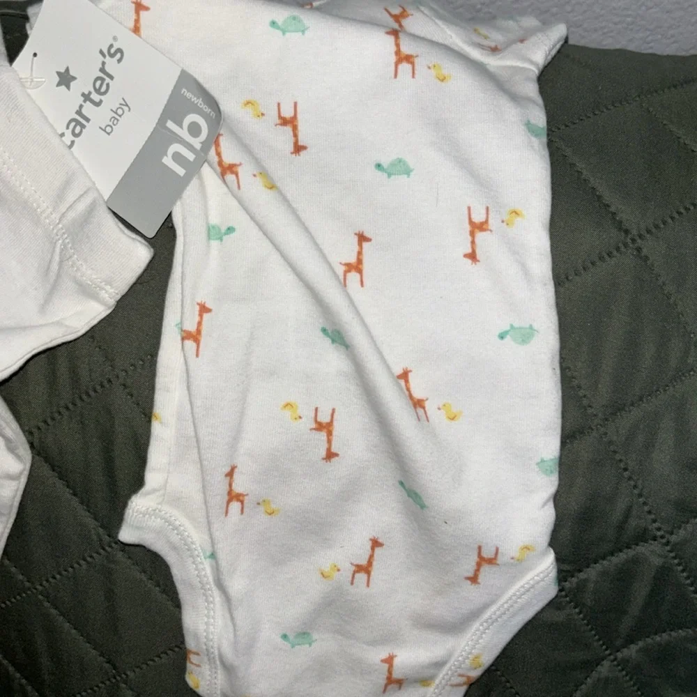 NEW Carter's White Baby Matching Set - Picture 6 of 7